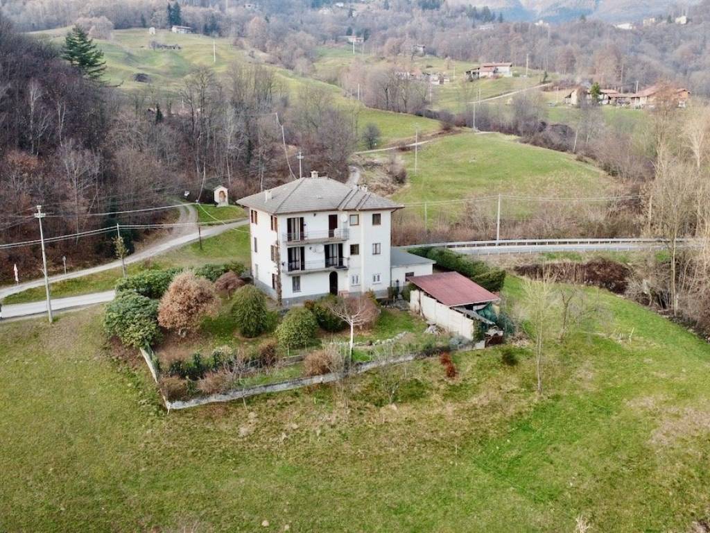 Villa a Pollone in Via per Oropa, 6 - Foto 3