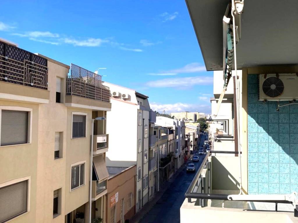 Appartamento a Cagliari in Via Guglielmo Pepe - Foto 3