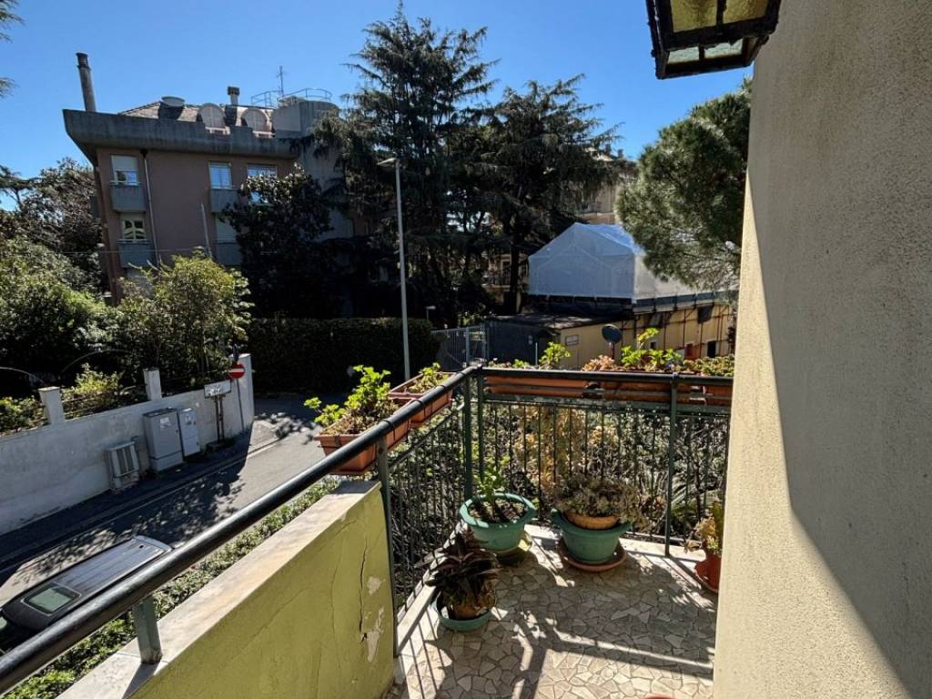 Appartamento a Genova in ADIACENZE CHAMPAGNAT - Foto 4