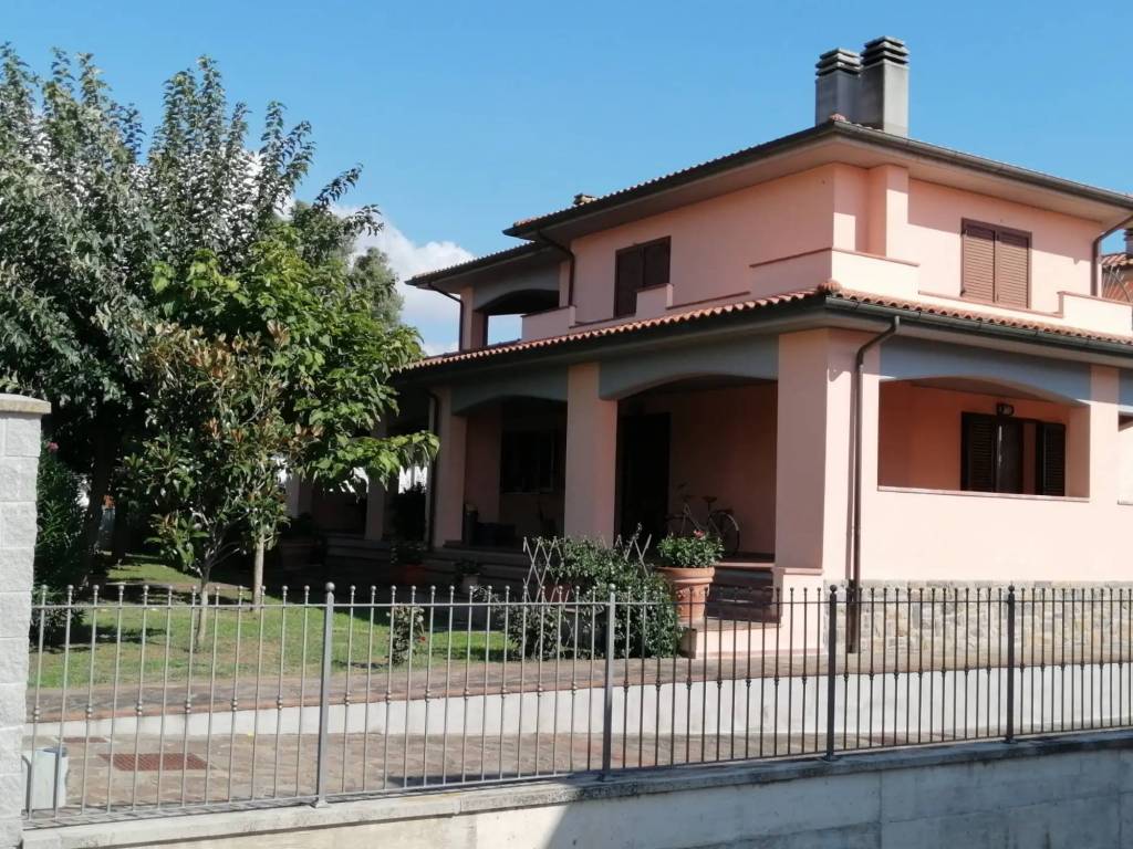 Villa a Roccastrada in Via dei Papaveri - Foto 2