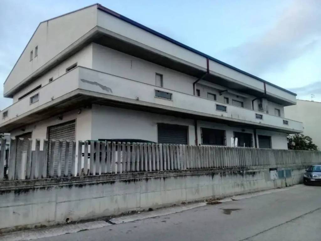 Attico / mansarda a Spoltore in Via Panaro - Foto 4