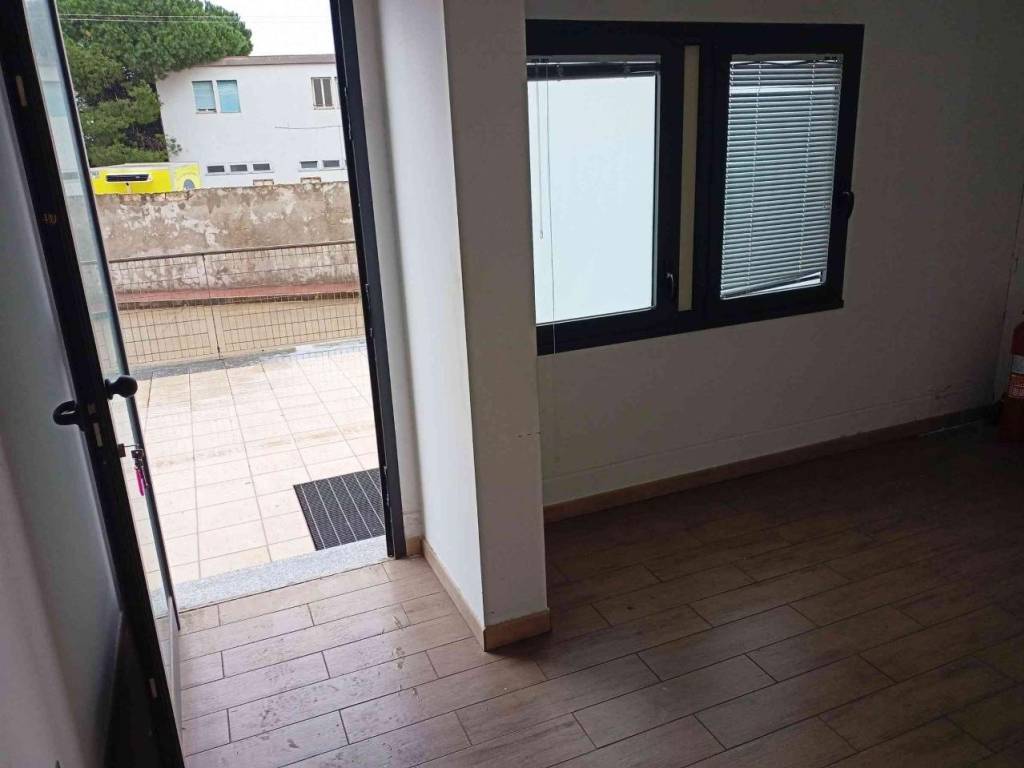 Immobile a Sassari in VIA PREDDA NIEDDA STR.19 Snc - Foto 2