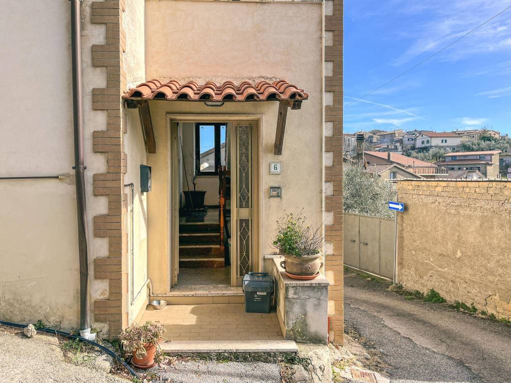 Appartamento a Poggio nativo in Via Mirtense - Foto 3