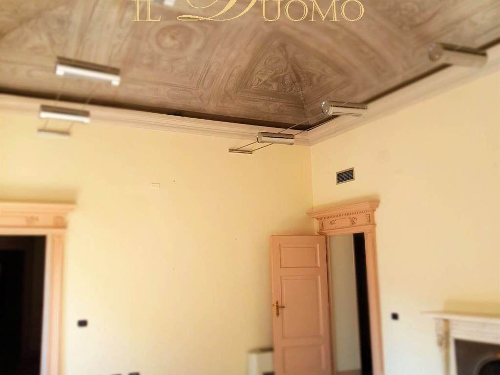 Palazzo / stabile a Novara - Foto 2