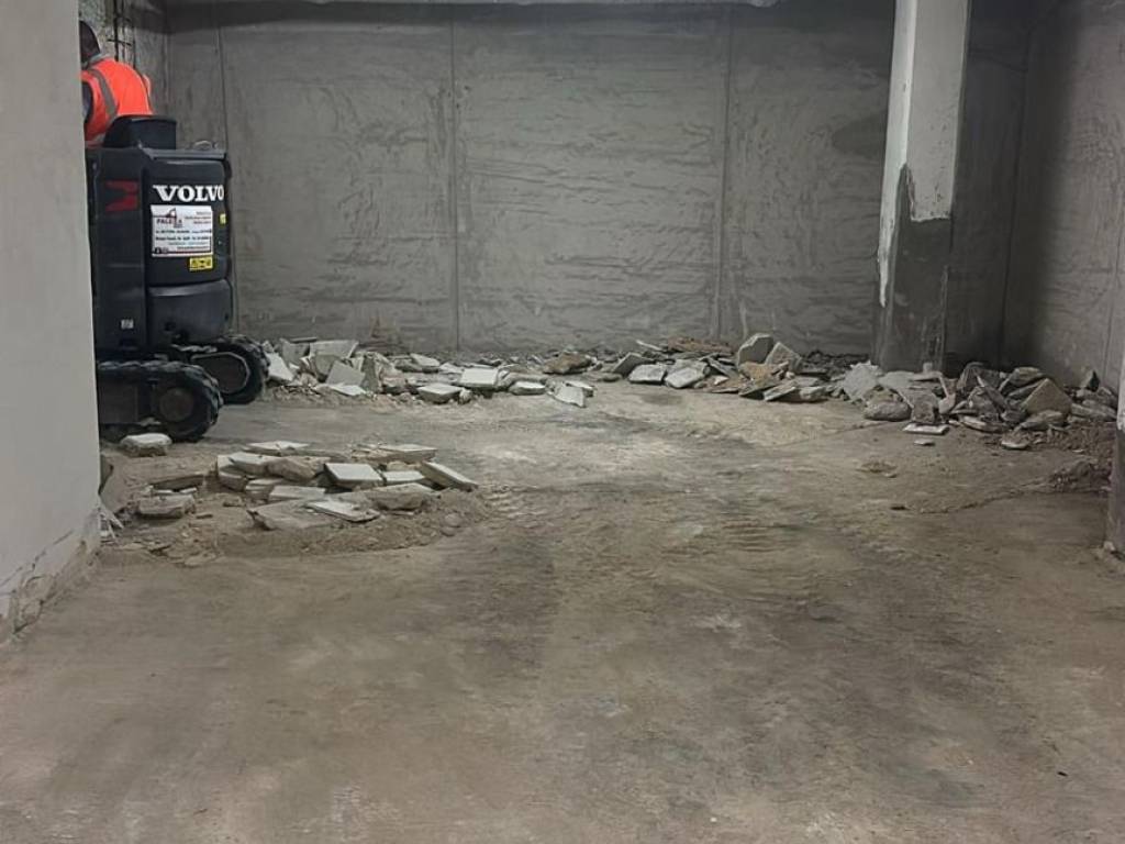 Box / garage a Bari in Via Saverio Lioce - Foto 3