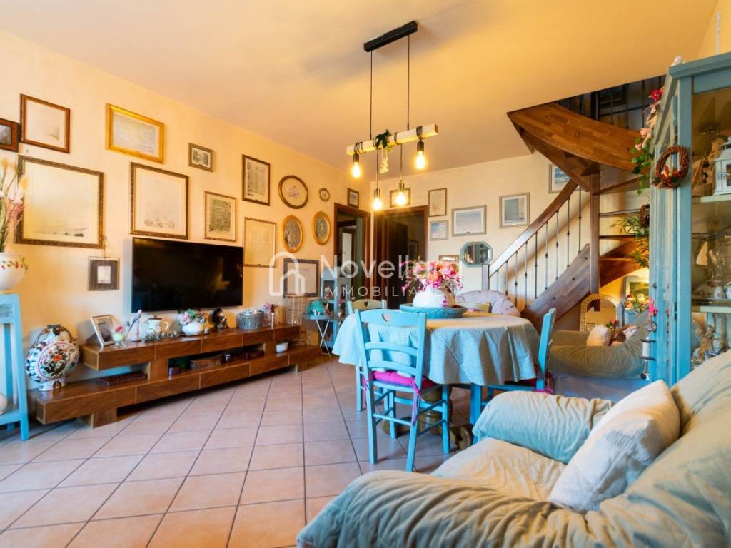 Appartamento a Novellara in Corso Giuseppe Garibaldi, 2 - Foto 4