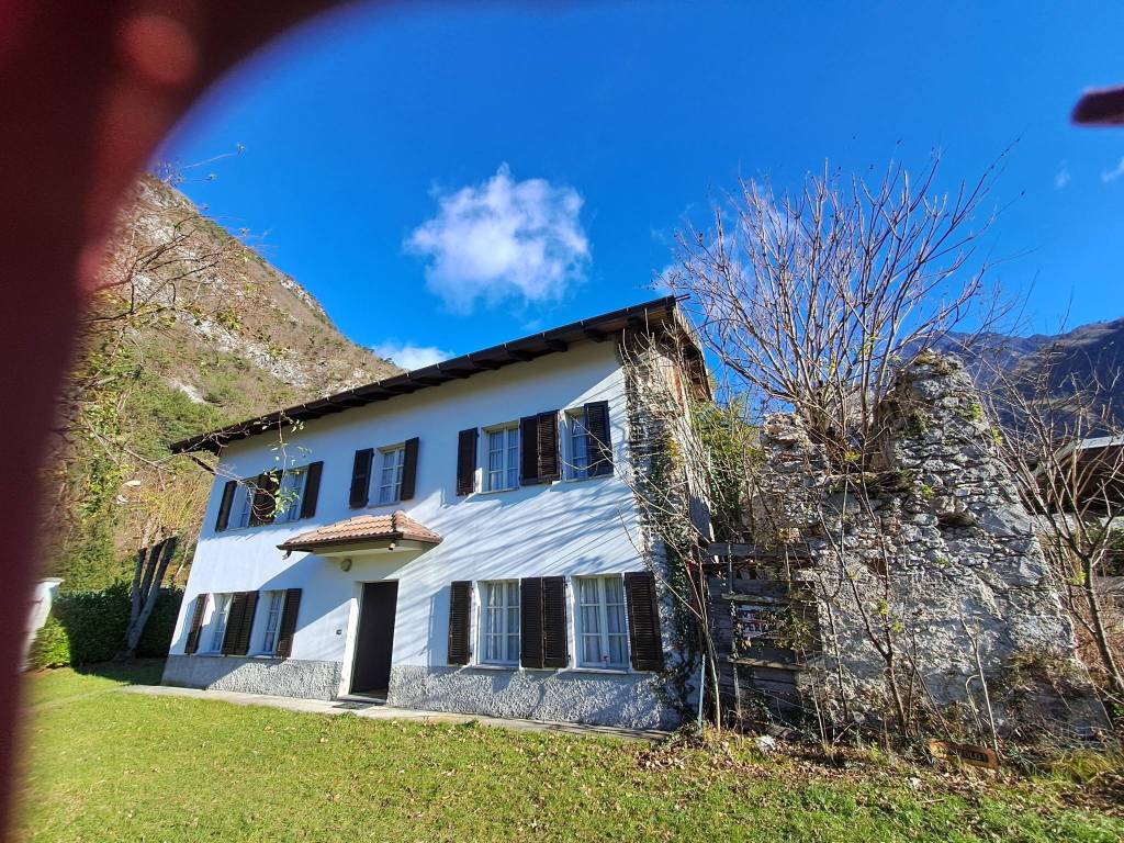 Palazzo / stabile a Tolmezzo in Via Betania, 40 - Foto 4