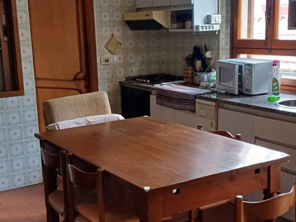 Villa a Carmignano in Via Dante Alighieri - Foto 5