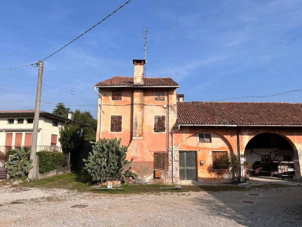 Casa indipendente a Castelfranco veneto in Borgo Monte Grappa - Foto 2
