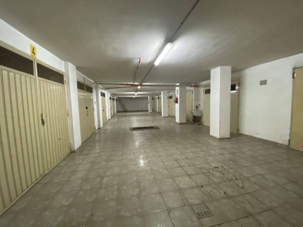 Box / garage a San severo in Via Luigi Cadorna - Foto 2