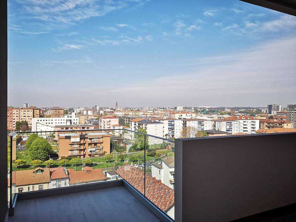 Appartamento a Monza in Via Giuseppe Giacosa, 26 - Foto 2