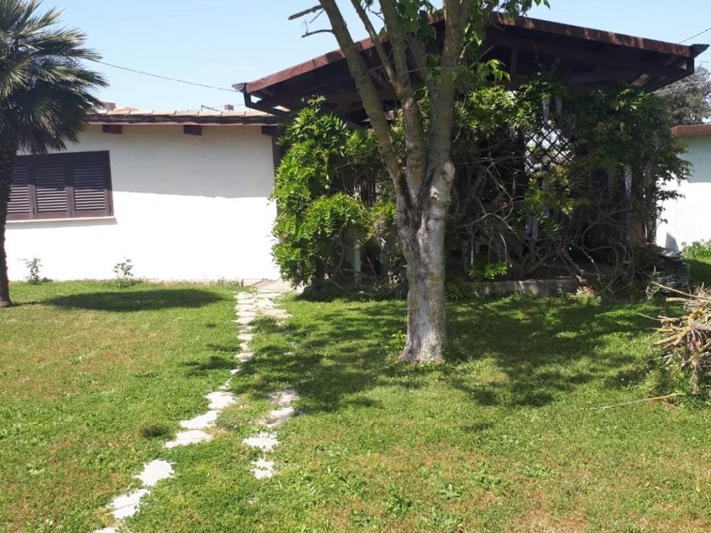 Villa a Sabaudia in Via Colle la Guardia - Foto 3