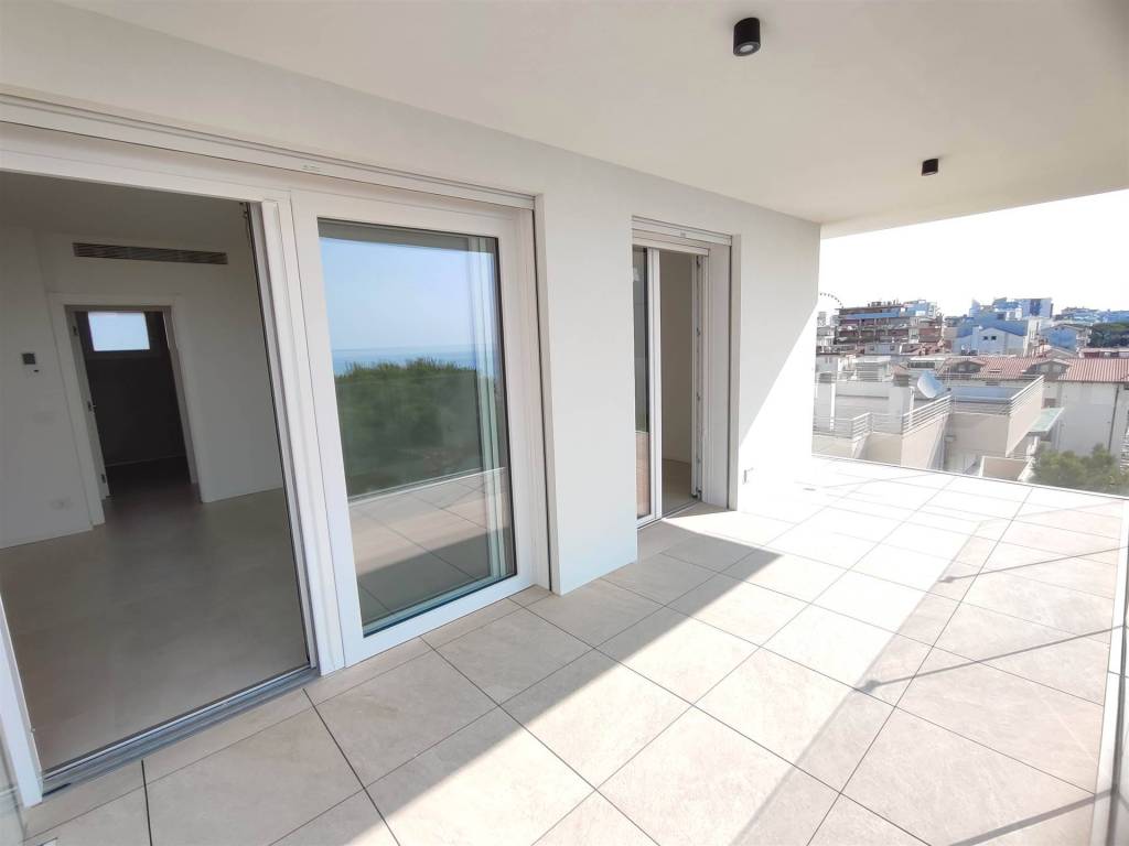 Appartamento a Jesolo in Via Andrea Bafile 17° accesso al mare, 1 - Foto 4
