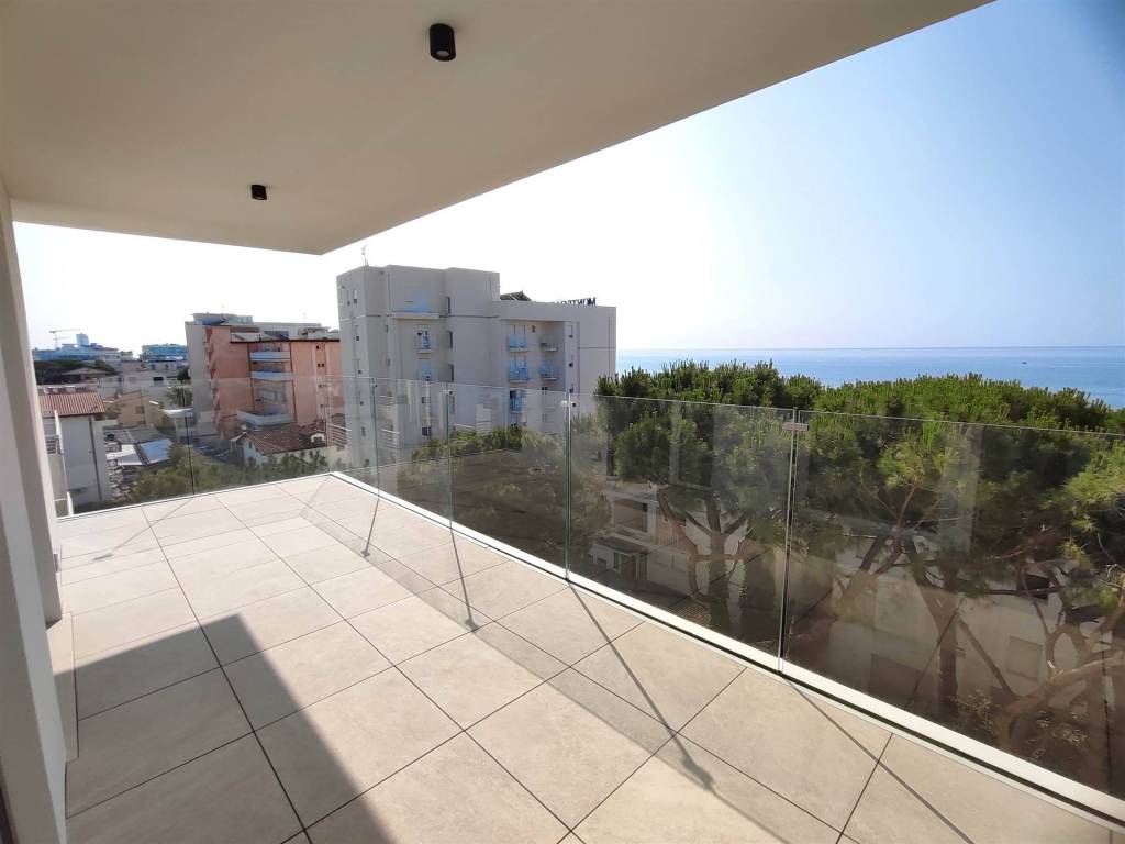 Appartamento a Jesolo in Via Andrea Bafile 17° accesso al mare, 1 - Foto 5