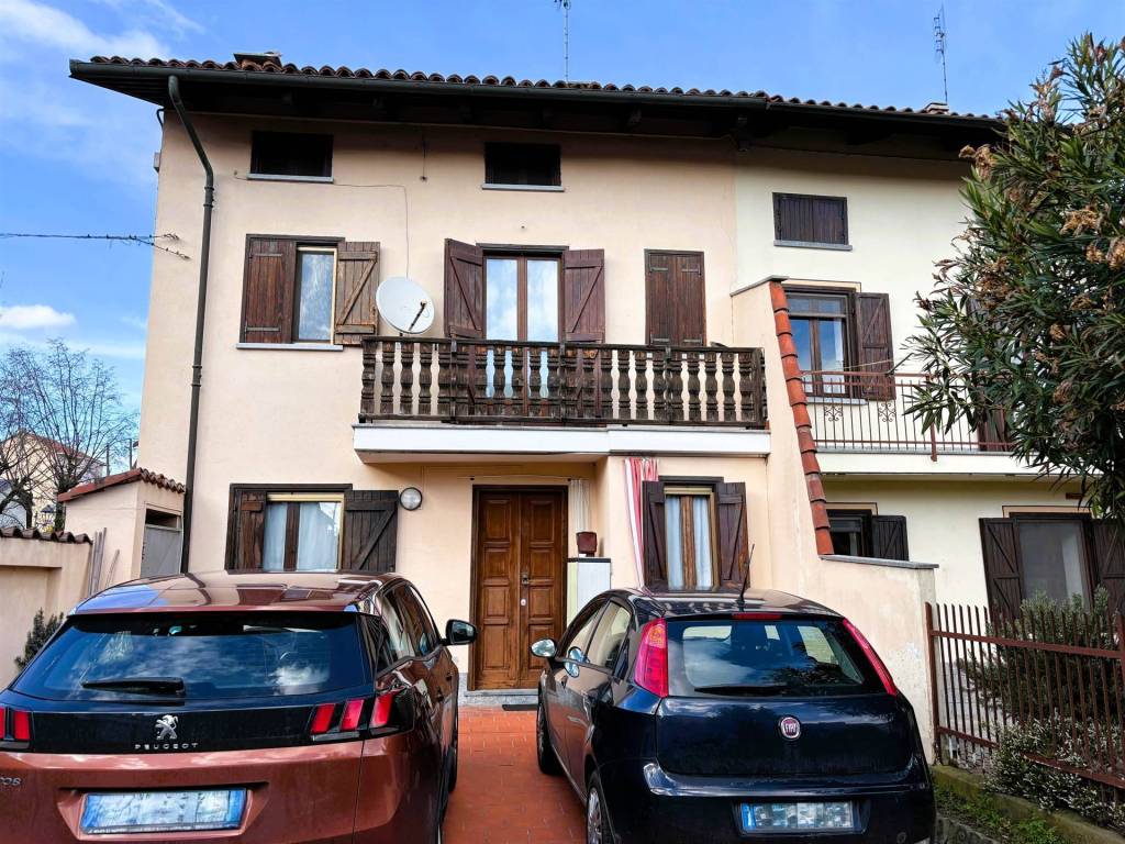 Casa indipendente a Buttigliera d'asti in Via IV Novembre, 7 - Foto 2