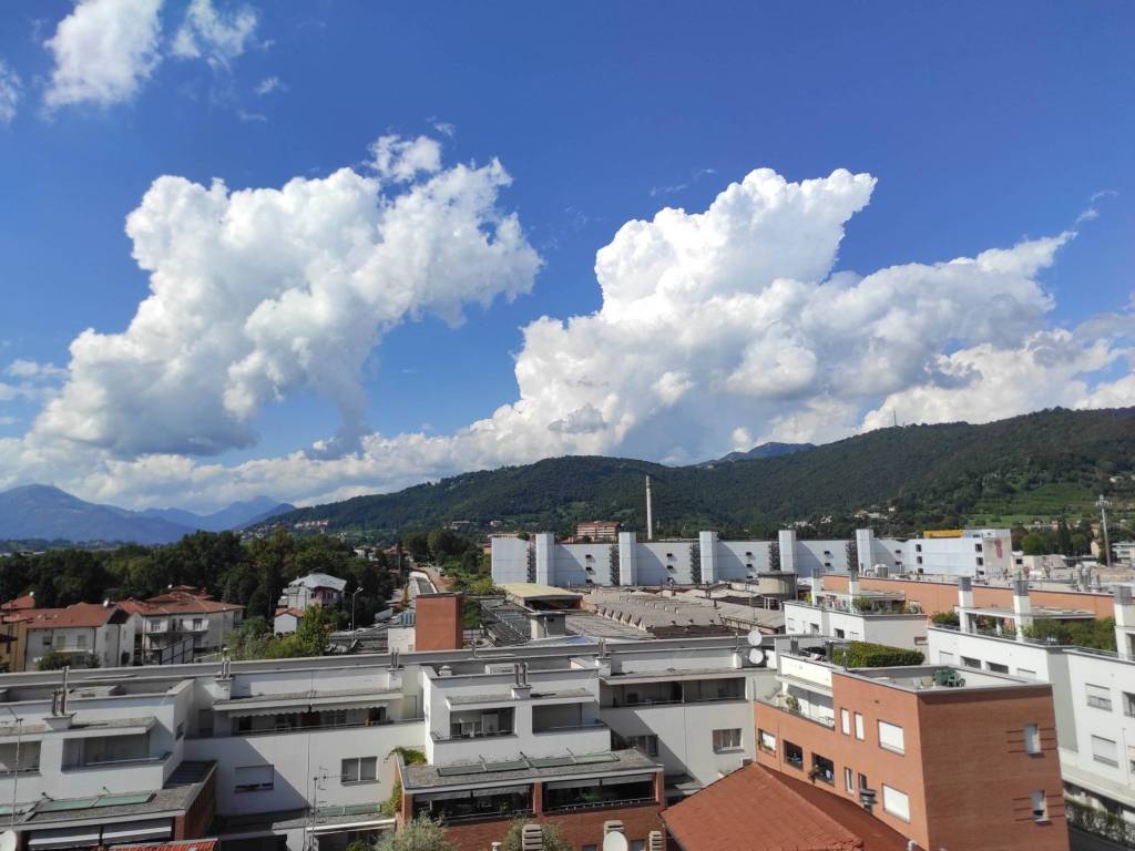 Appartamento a Bergamo in Via Filippo Corridoni, 23 - Foto 2