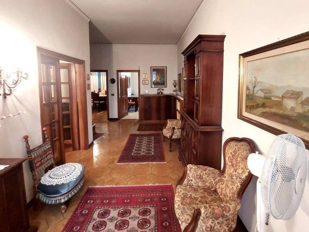 Villa a Prato in Via Francesco Ferrucci - Foto 2