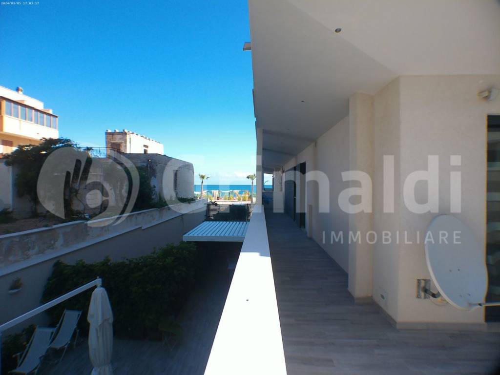 Appartamento a Trani in LUNGOMARE CRISTOFORO COLOMBO, 138 - Foto 3