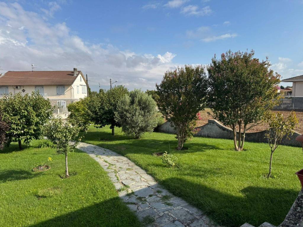 Villa a Alessandria - Foto 2