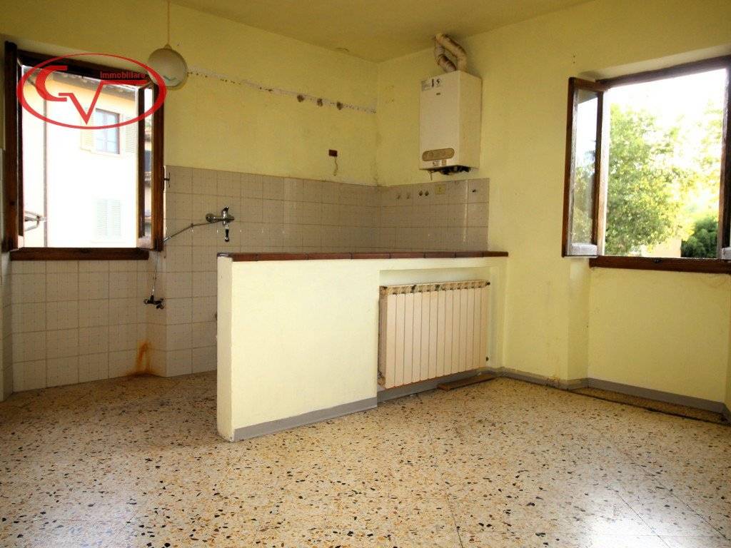 Appartamento a Cavriglia in Via Roma - Foto 2