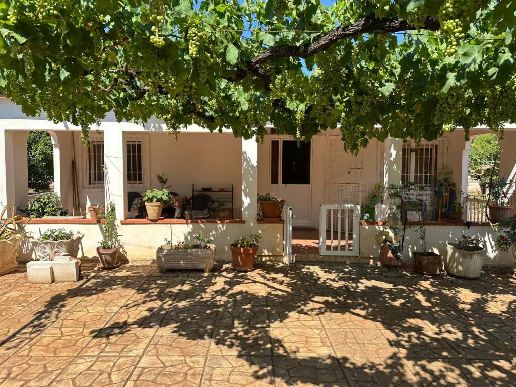 Villa a Brindisi in Strada per Serranova - Foto 2