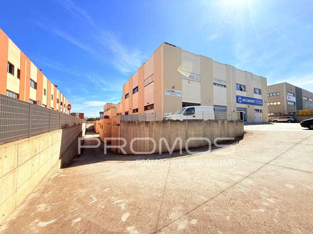 Immobile a Cagliari in Via dell'Artigianato, 14 - Foto 2