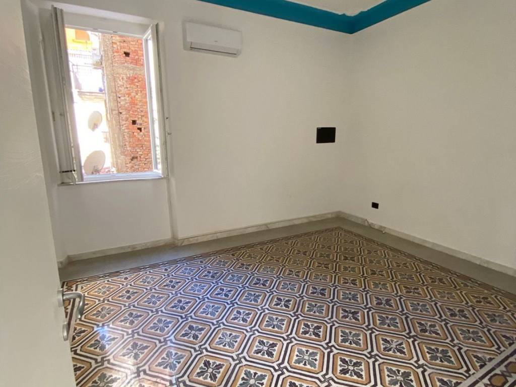 Appartamento a Crotone in Via Venezia, 6 - Foto 2