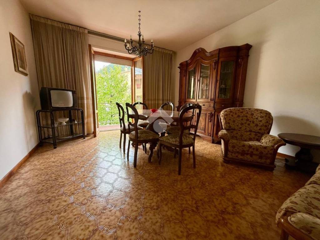 Appartamento a Gubbio in Via Gioacchino Rossini, 4 - Foto 5