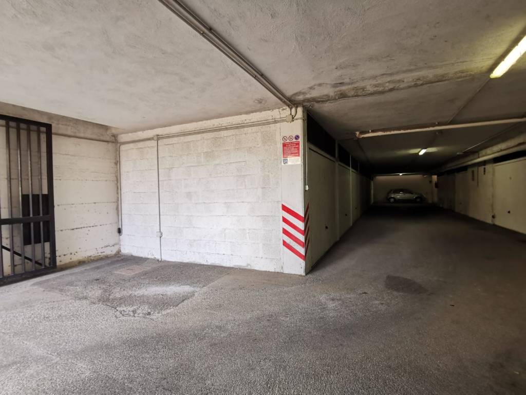Box / garage a San nicola la strada in Via Salvatore Quasimodo, 29 - Foto 2