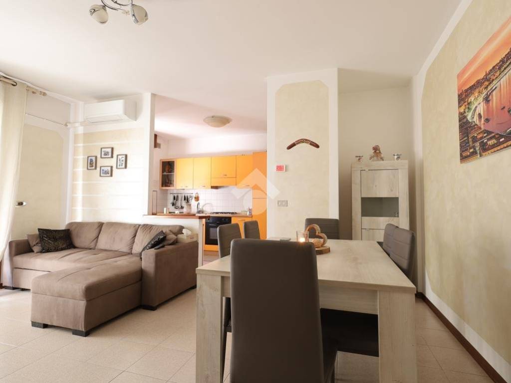 Appartamento a Sandrigo in Via papa giovanni xxiii, 19 - Foto 4