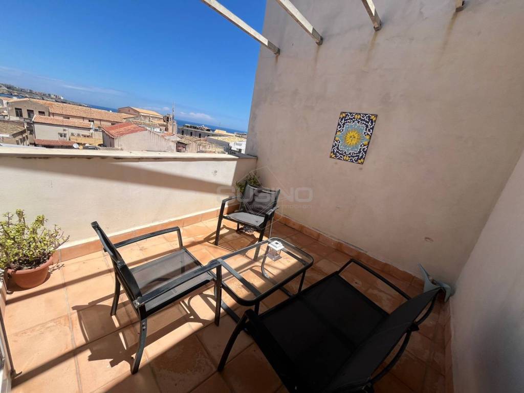Appartamento a Siracusa in VIA DELLA MAESTRANZA, 45 - Foto 2