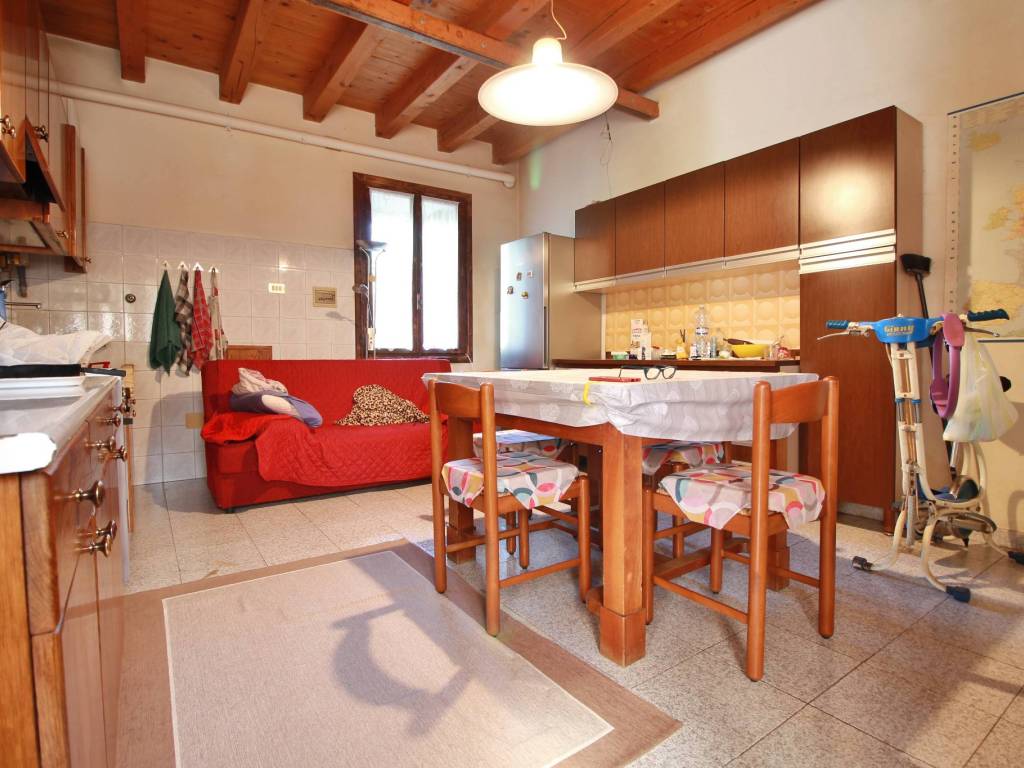 Casa indipendente a Zermeghedo in Via Guido Marangoni, 57 - Foto 3