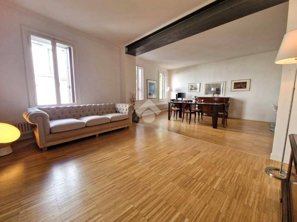 Appartamento a Vicenza in TRILOCALE CONTRA' DEL QUARTIERE, 11 - Foto 5