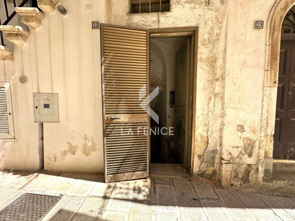 Casa indipendente a Martina franca in via macchiavelli 22 - Foto 2