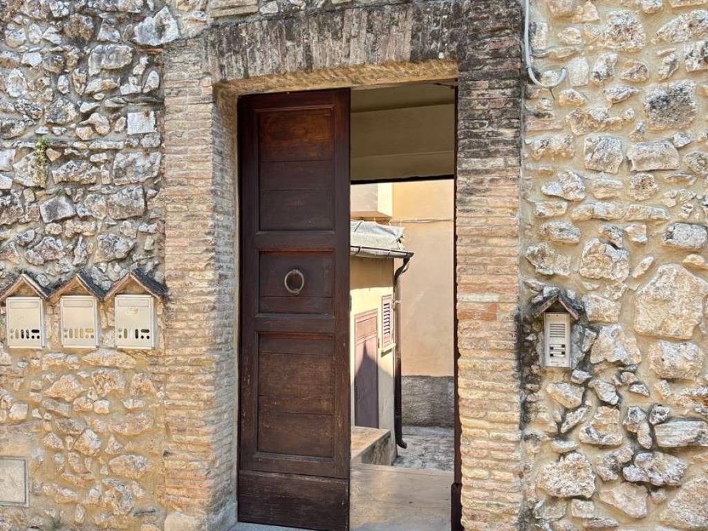 Appartamento a Montebuono in Via Fausto Galluzzi - Foto 2