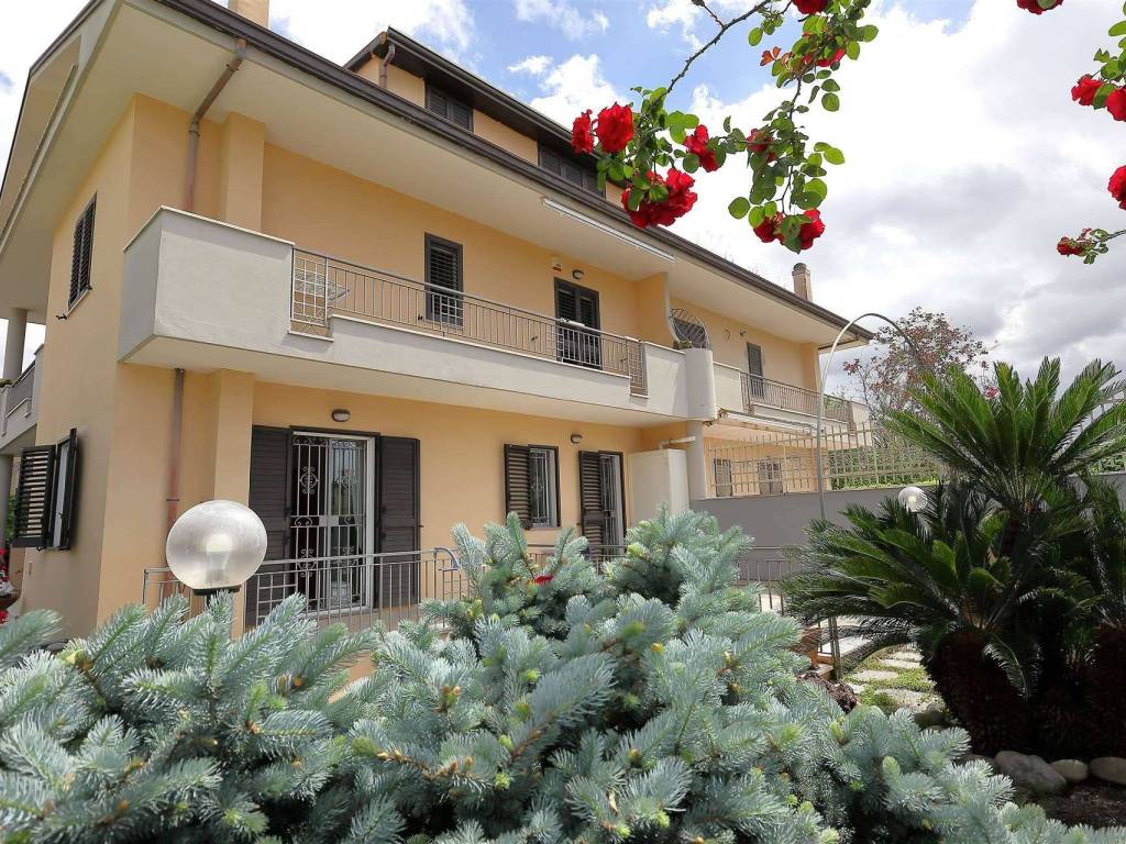 Villa a Casagiove in Via Pavia, 15 - Foto 2