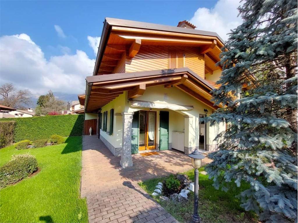 Villa a Castione della presolana in Via Bellini - Foto 2