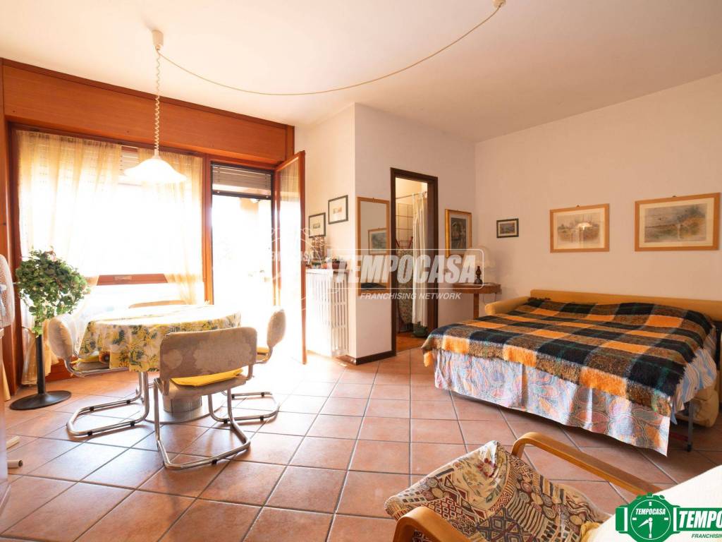 Appartamento a Lesa in Largo Alpini d'Italia 1/sopra - Foto 4