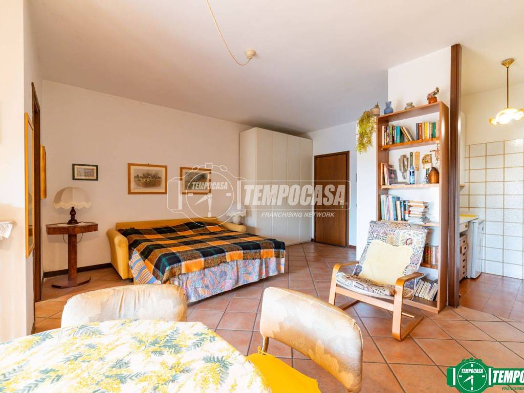 Appartamento a Lesa in Largo Alpini d'Italia 1/sopra - Foto 5
