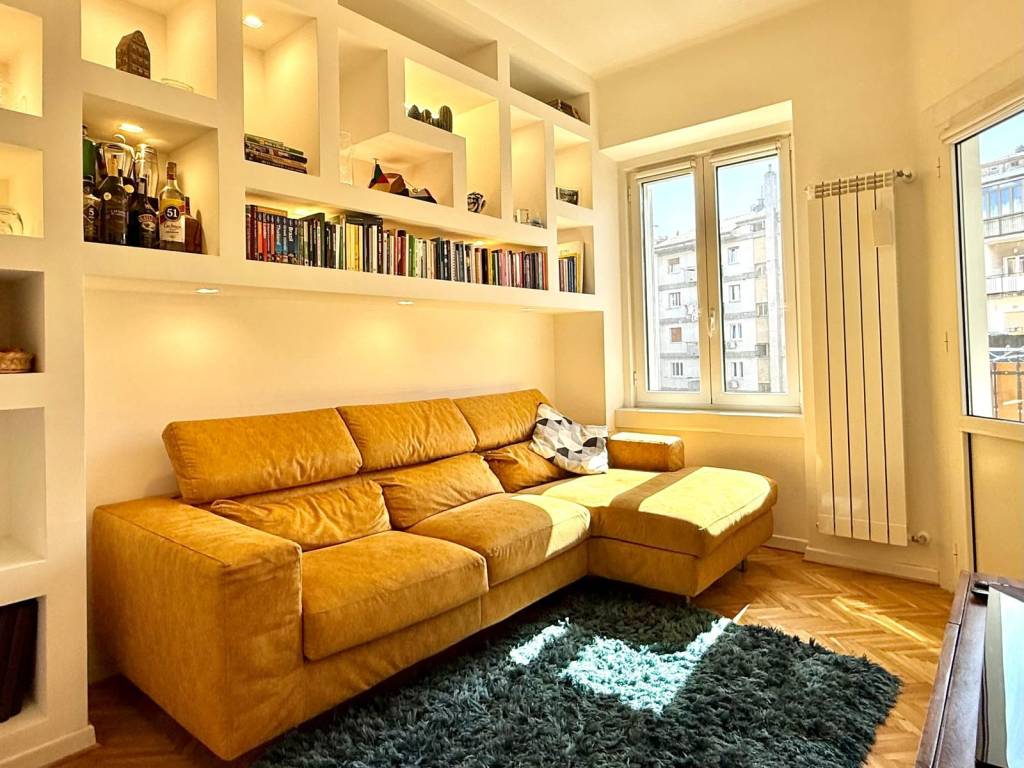 Appartamento a Trieste in Viale Gabriele D'Annunzio, 39 - Foto 2