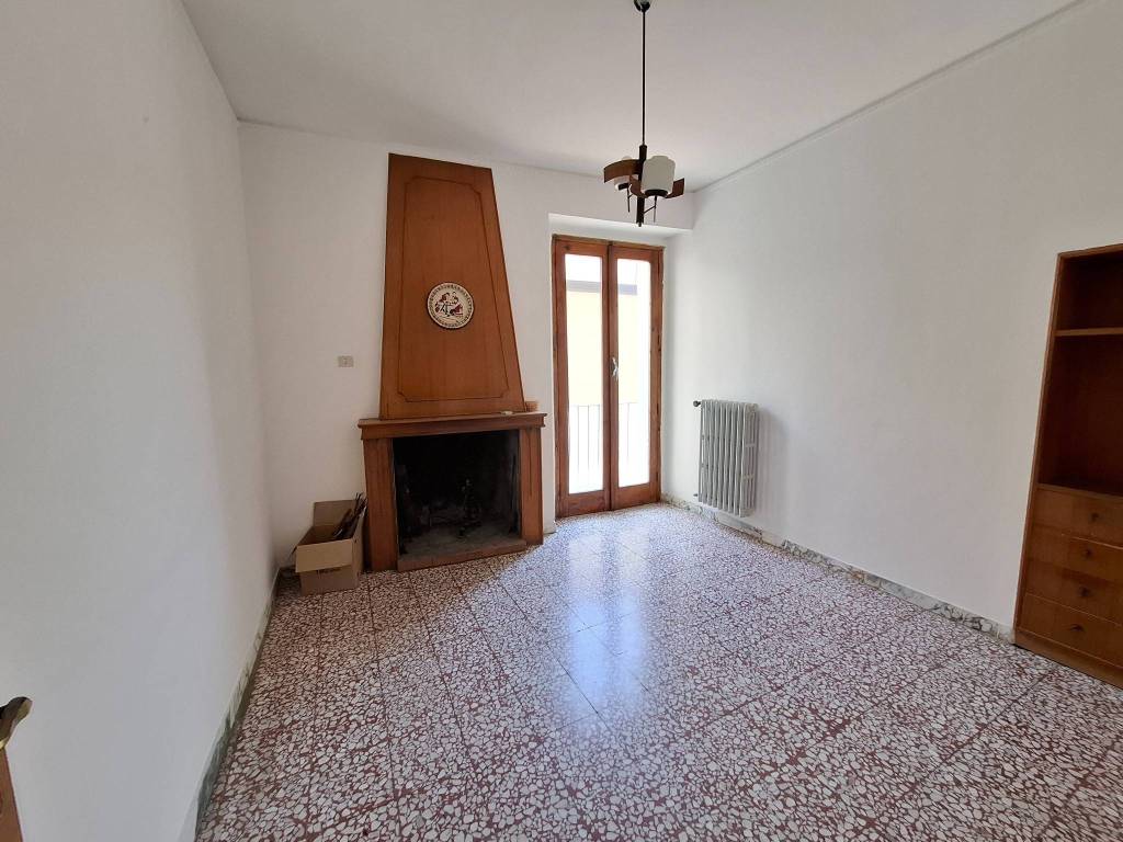 Appartamento a Chiaromonte in Via Roma - Foto 2