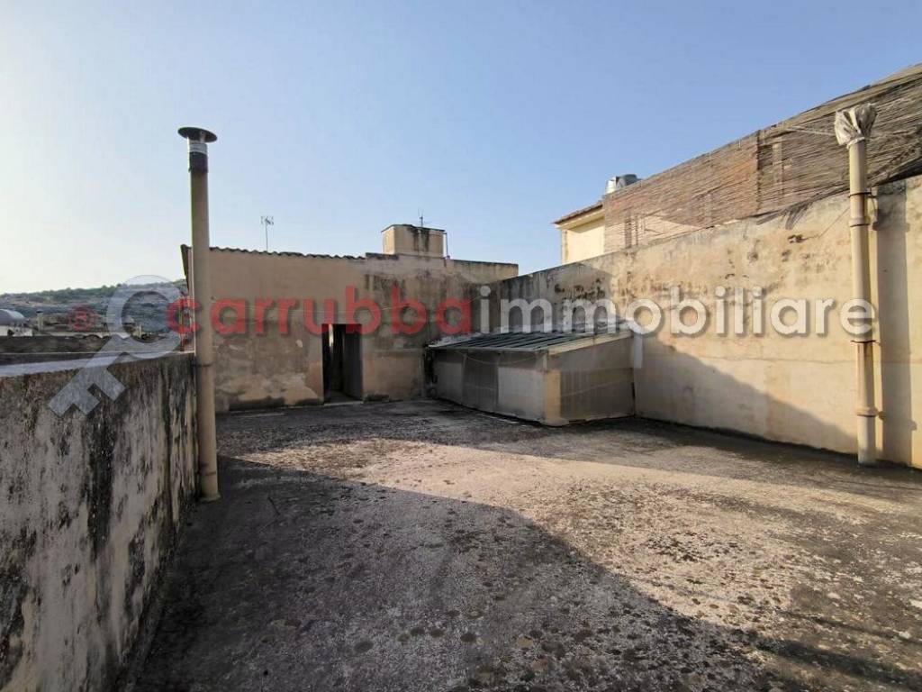 Casa indipendente a Scicli in Via Pozzo Paradiso, 14 - Foto 2