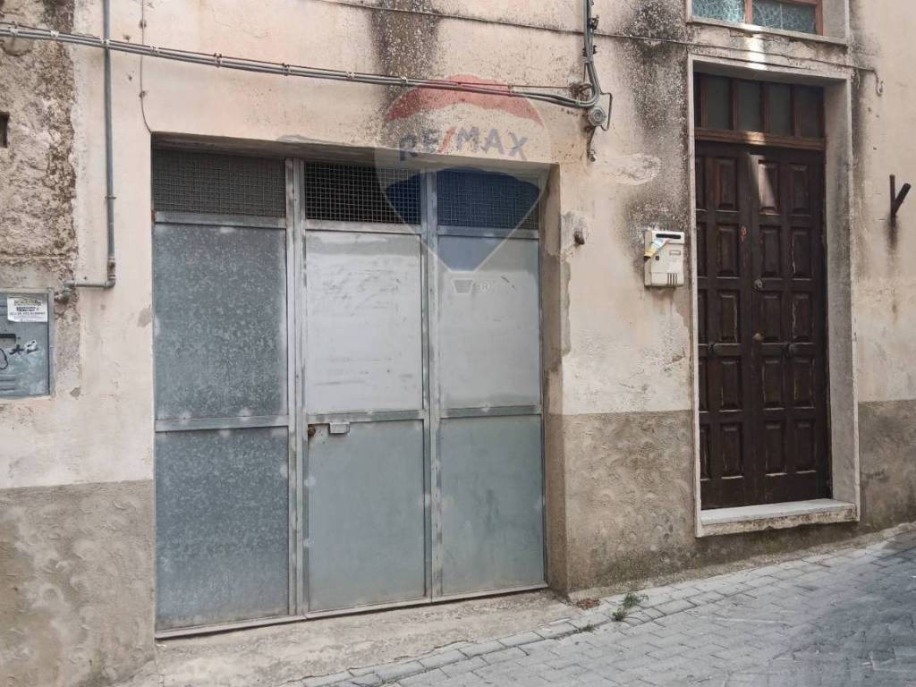 Casa indipendente a Enna in Via Simone Polizzi, 13 - Foto 2