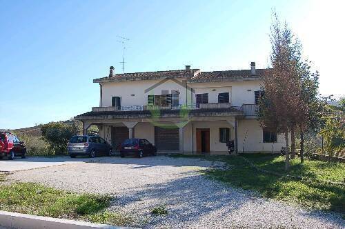 Casa indipendente a Carassai in Contrada Menocchia, 17 - Foto 3