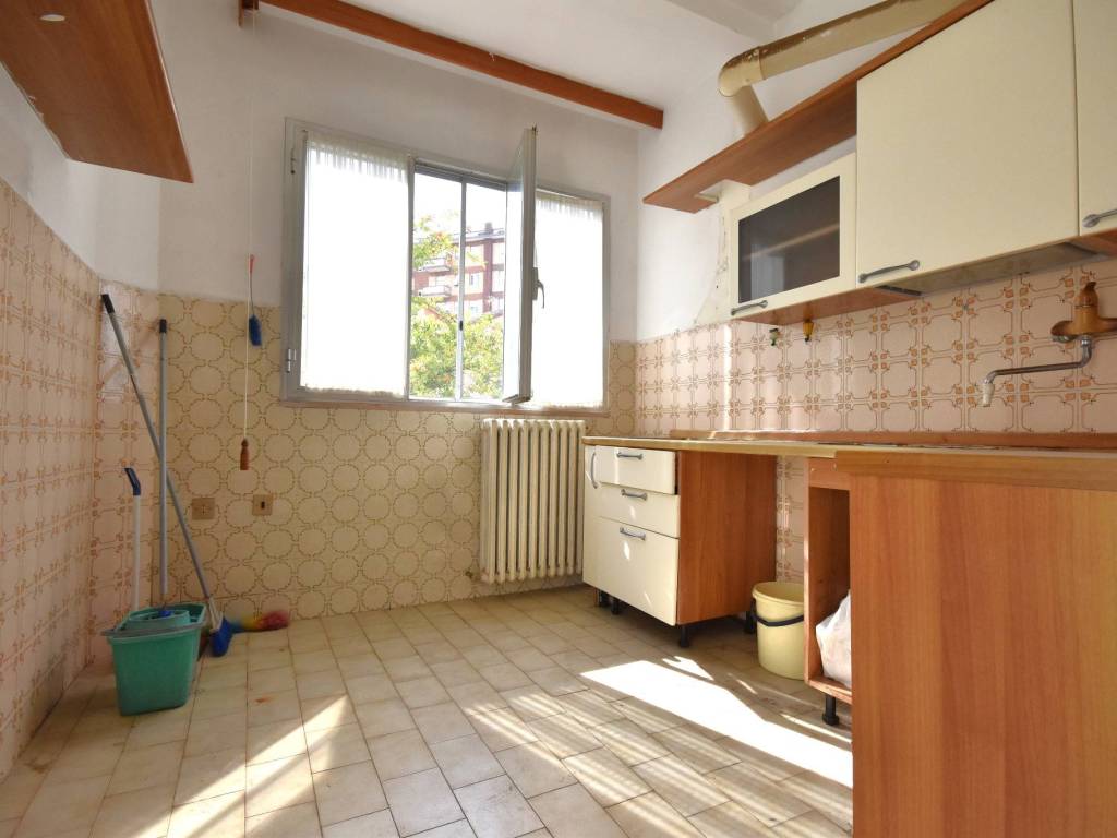 Appartamento a Chiaravalle in Piazza Giuseppe Mazzini - Foto 2