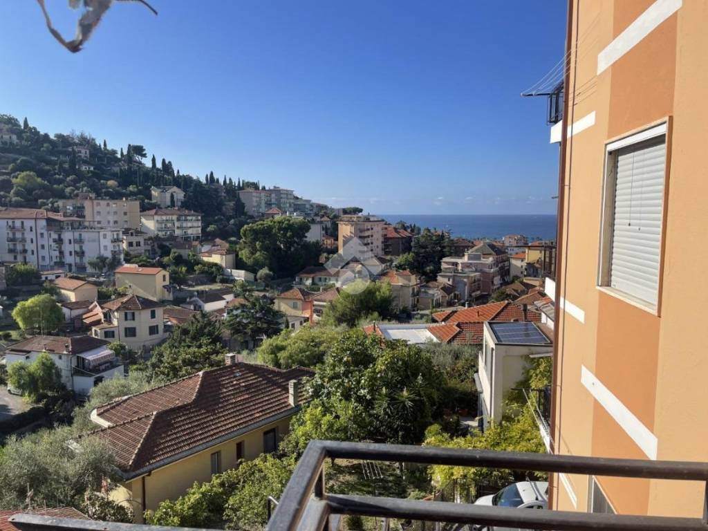 Appartamento a Imperia in Via Don Giovanni Minzoni, 54 - Foto 4