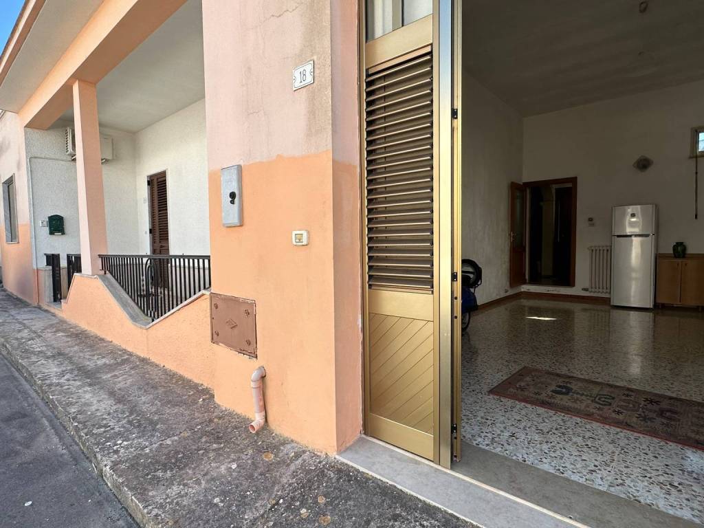 Casa indipendente a Diso in Via Luigi Settembrini, 18 - Foto 4