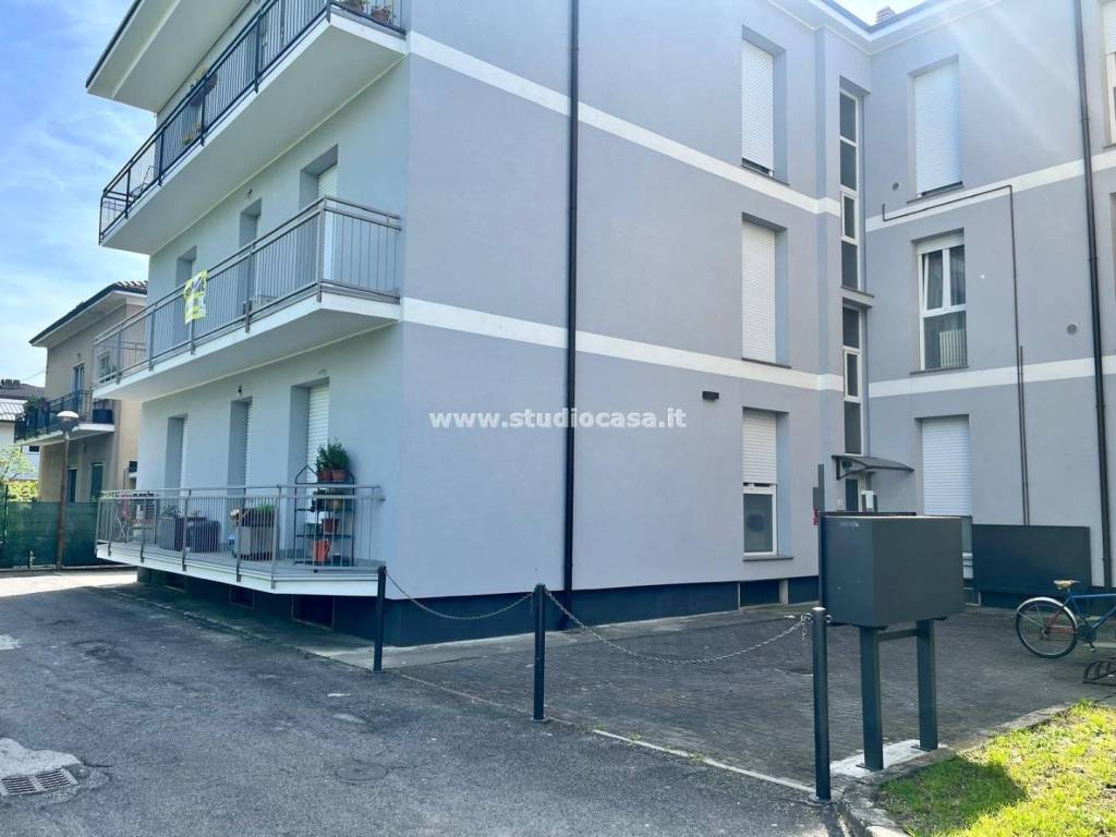 Appartamento a Treviglio in Via Tiepolo - Foto 2