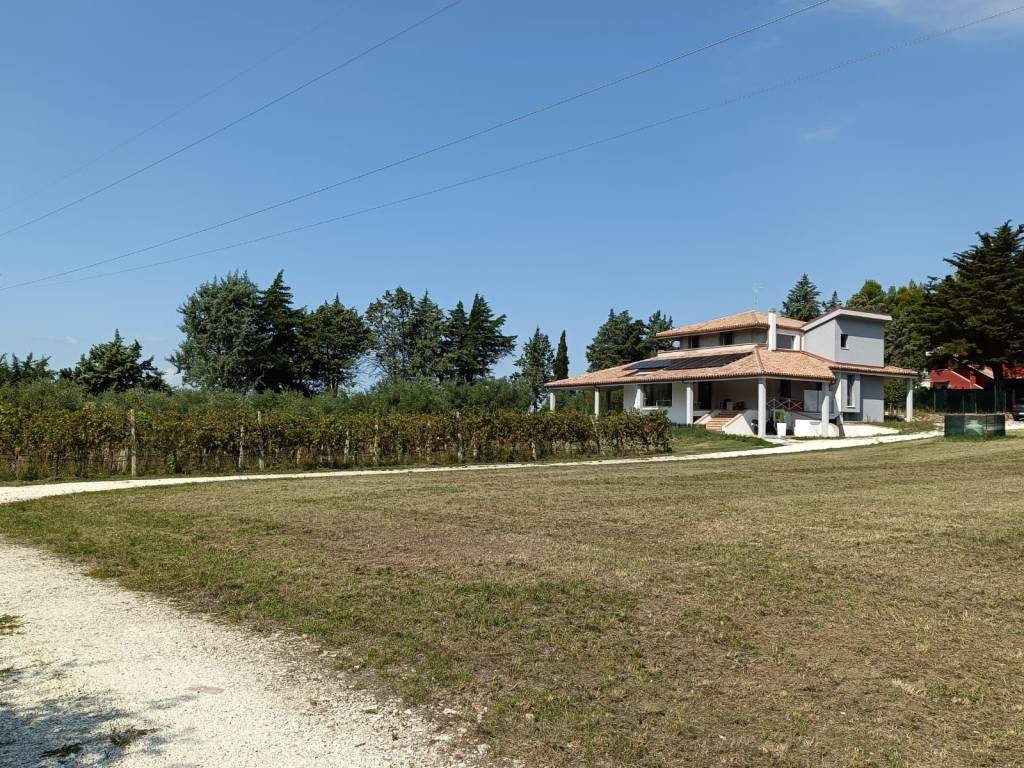 Villa a Jesi - Foto 2
