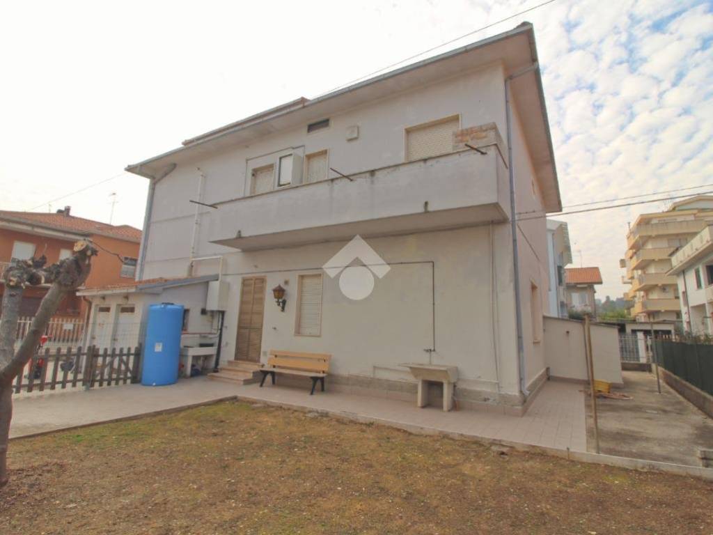 Villa a Giulianova in Via Monfalcone, 77 - Foto 3